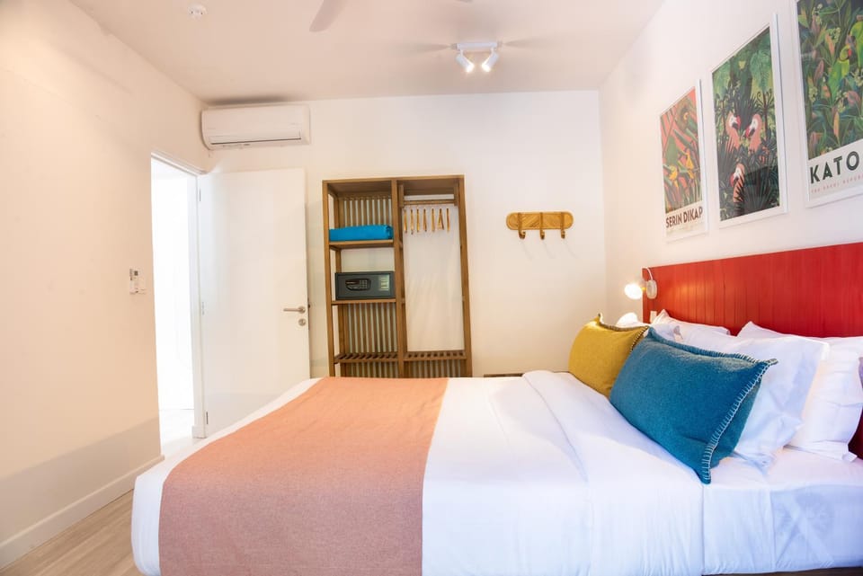 Bed, Bedroom, air conditioner