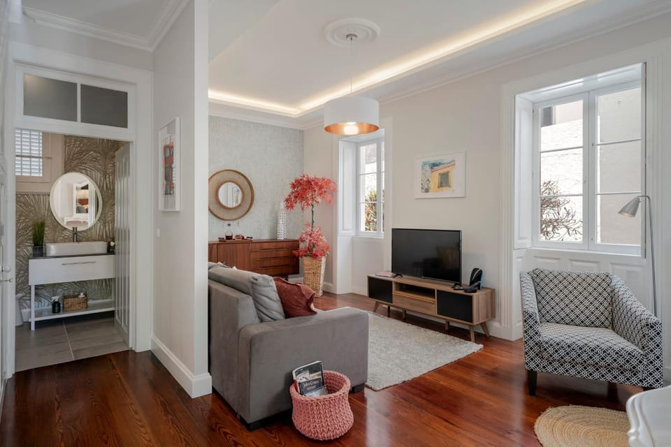 Communal lounge/ TV room, TV and multimedia, Living room