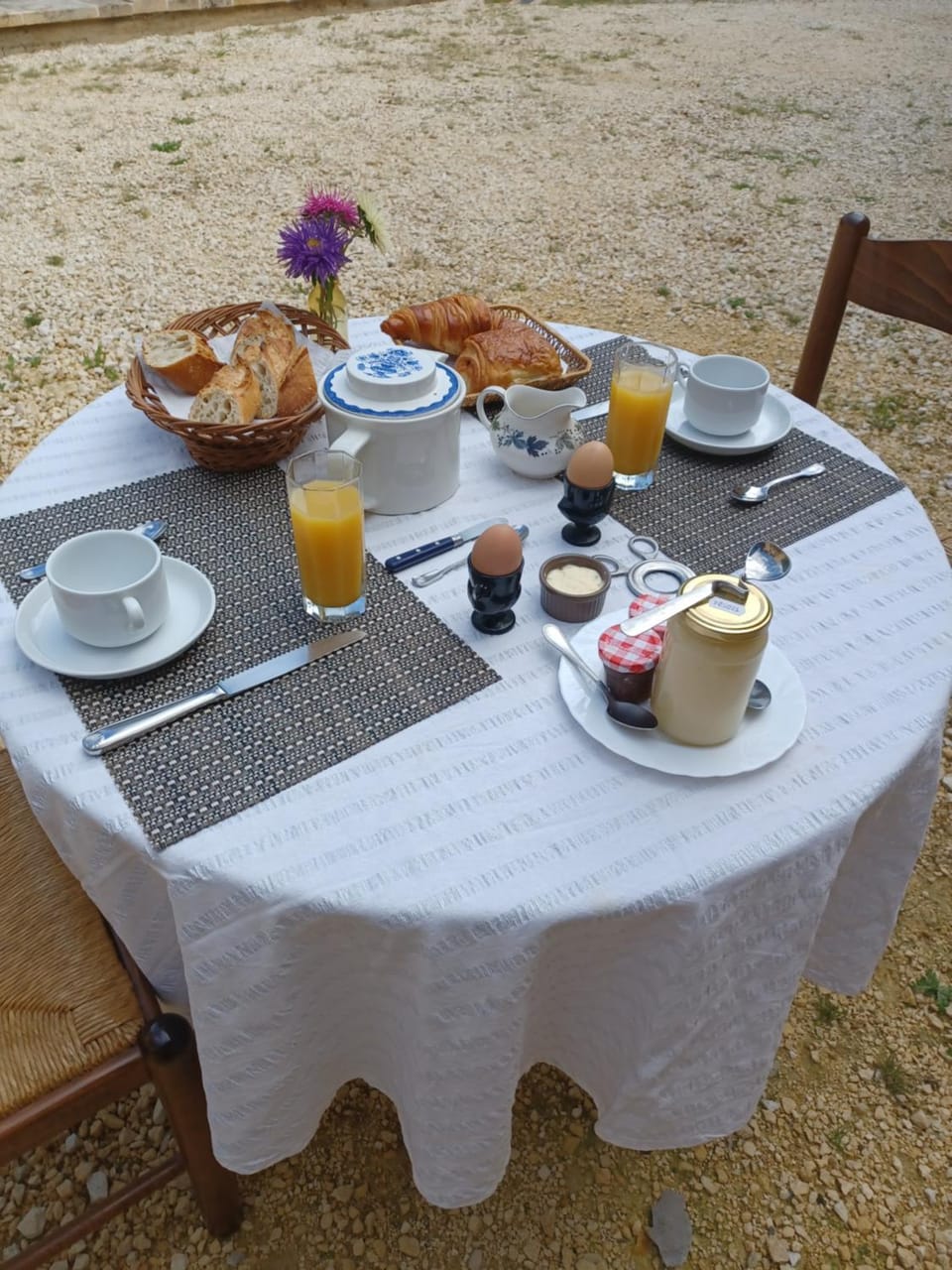 Chambres d' hotes Domaine des Mauves Bed and Breakfast in Nouvelle-Aquitaine