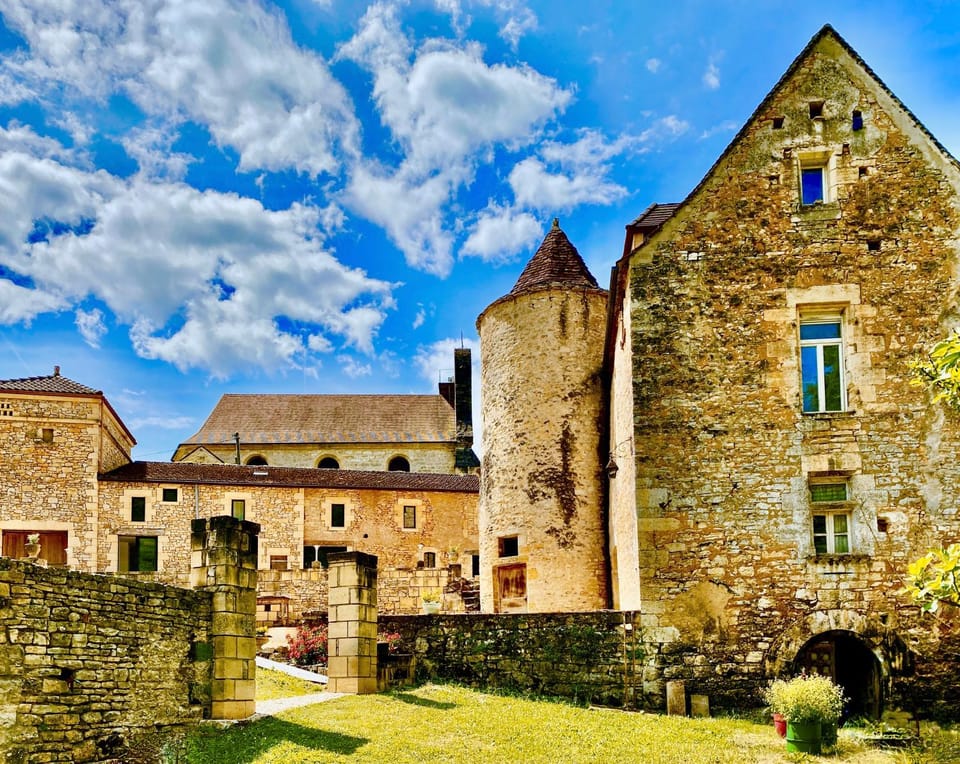 Chambres d' hotes Domaine des Mauves Bed and Breakfast in Nouvelle-Aquitaine