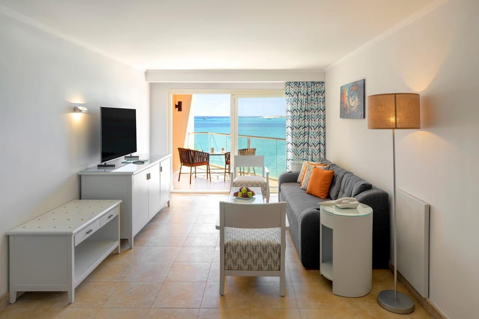 Living room, Sea view