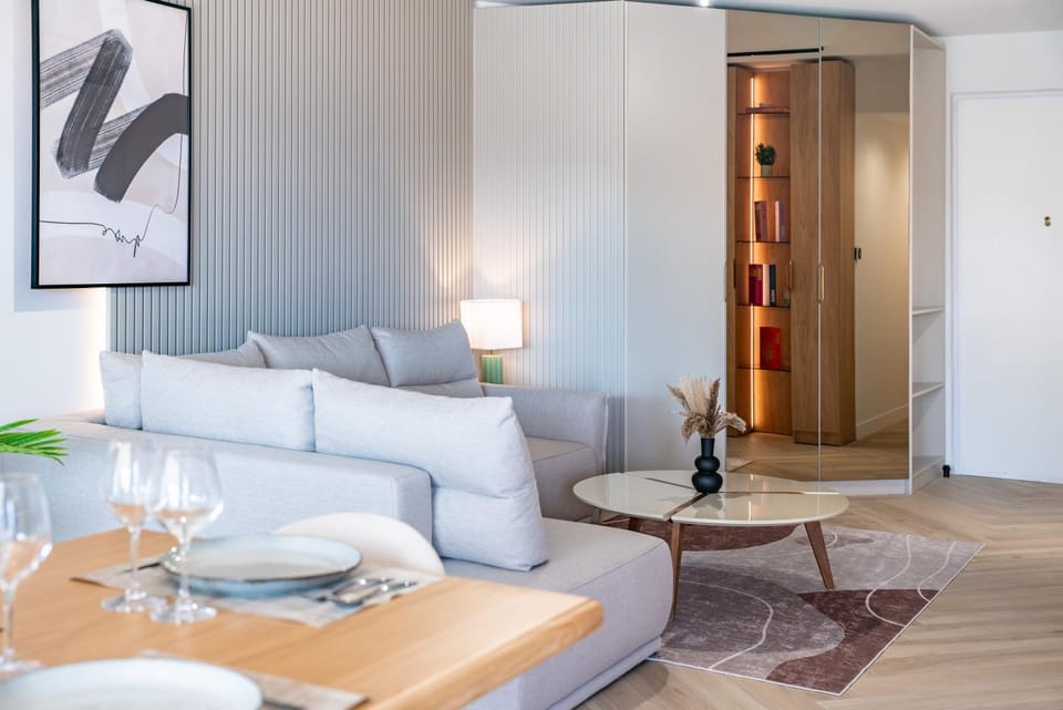 Living room, Seating area, Dining area