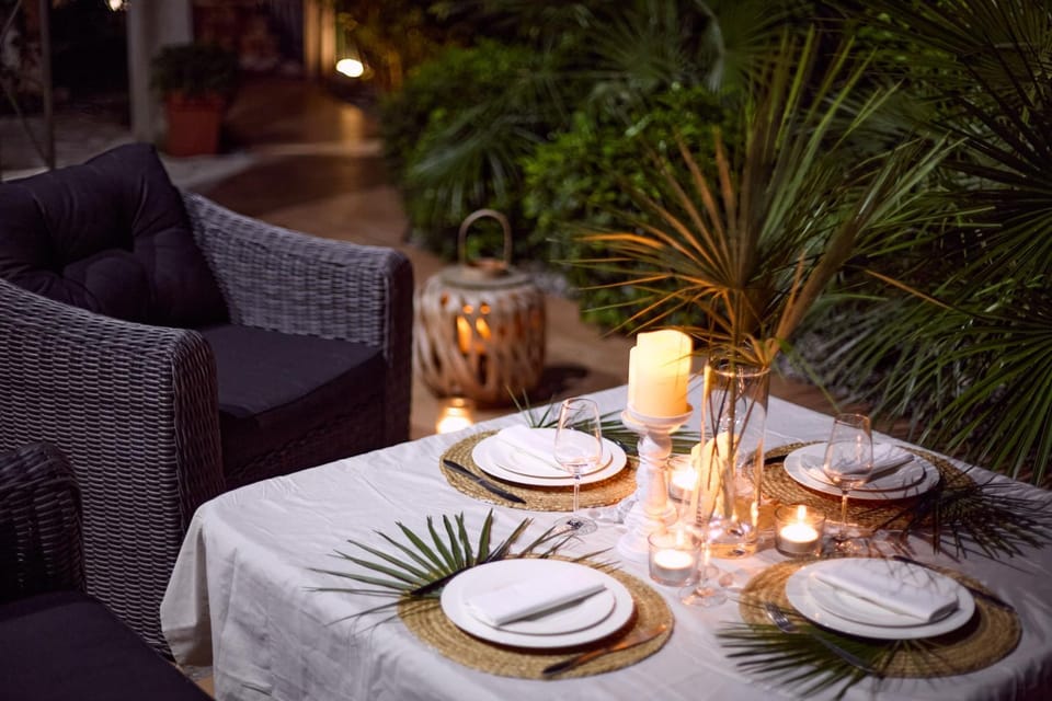 Night, Inner courtyard view
