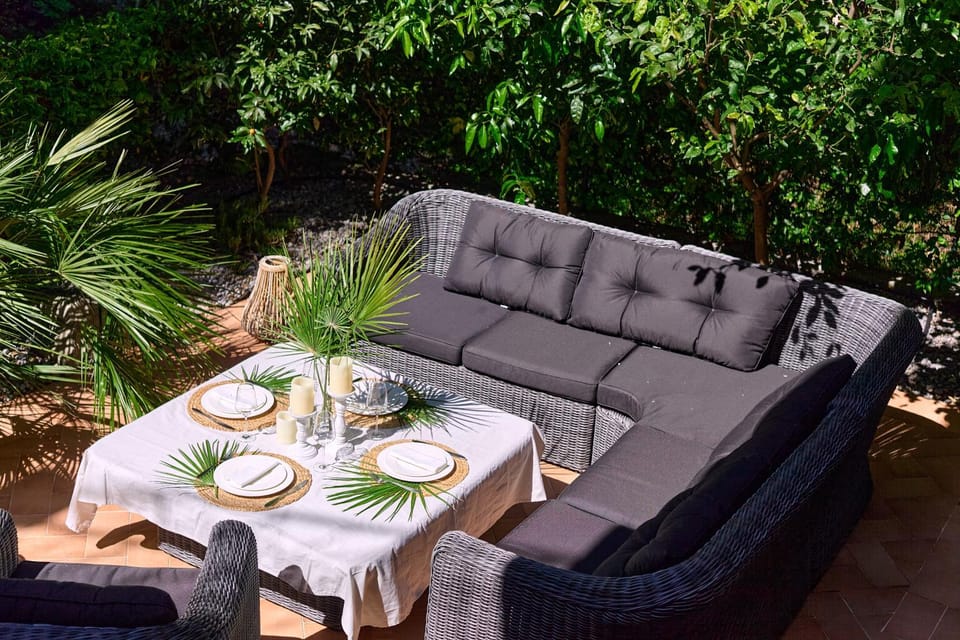 Day, Garden, Dining area, Garden view