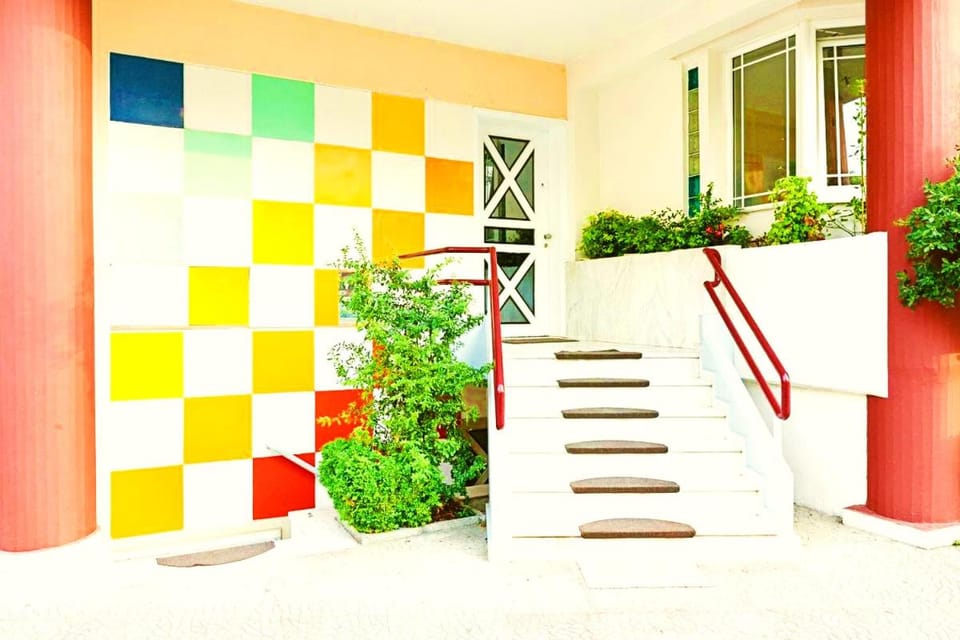 Property building, Facade/entrance, On site, Area and facilities