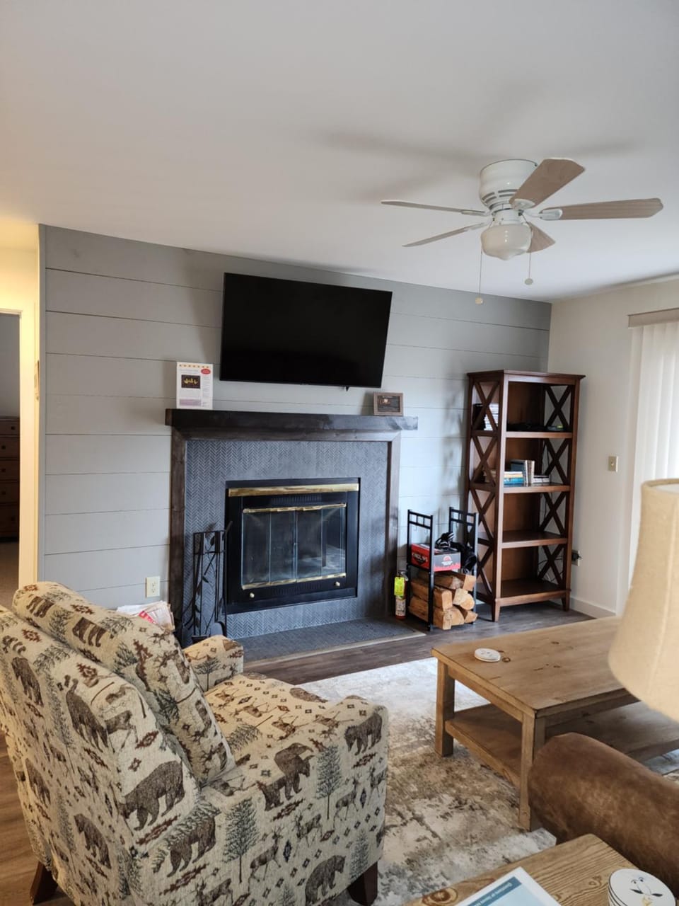 Living room, fireplace