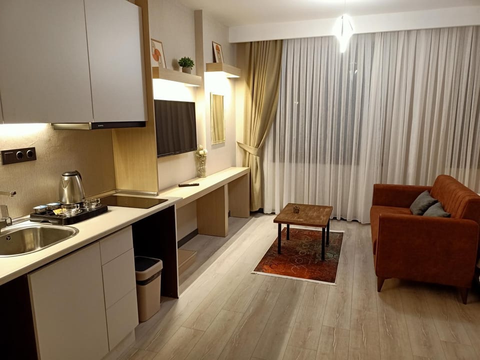 NEW FALCON Palas OTEL Apartment hotel in Istanbul