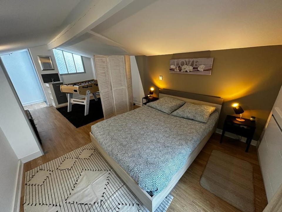Le Saint Maixent, Maison de Ville, Baby Foot, wifi Apartment in Nouvelle-Aquitaine
