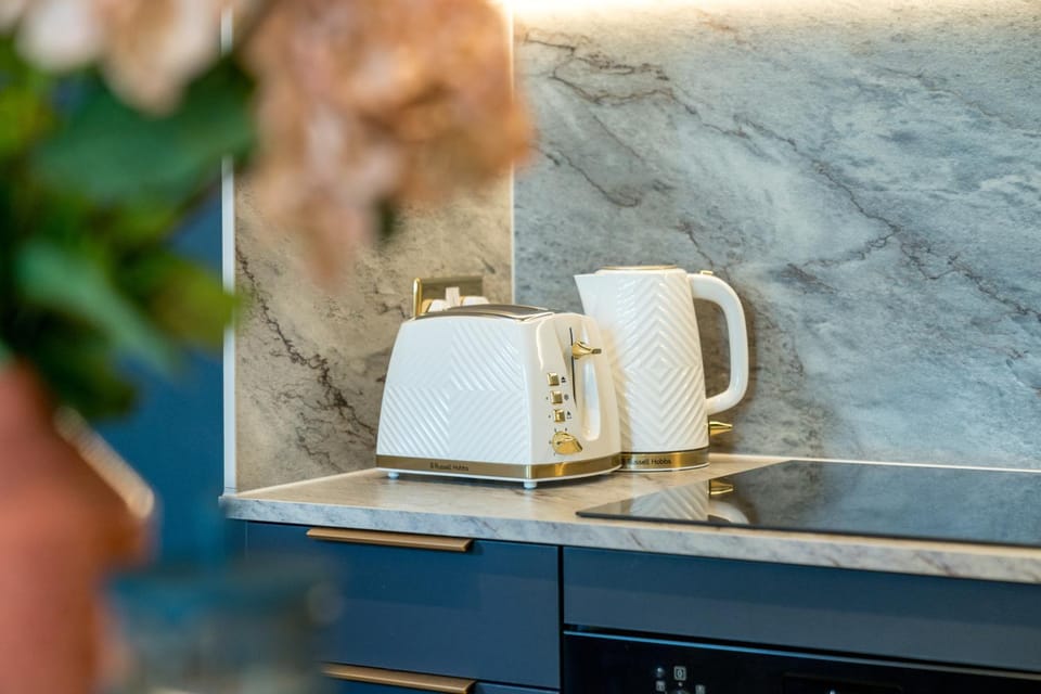 Coffee/tea facilities, Kitchen or kitchenette