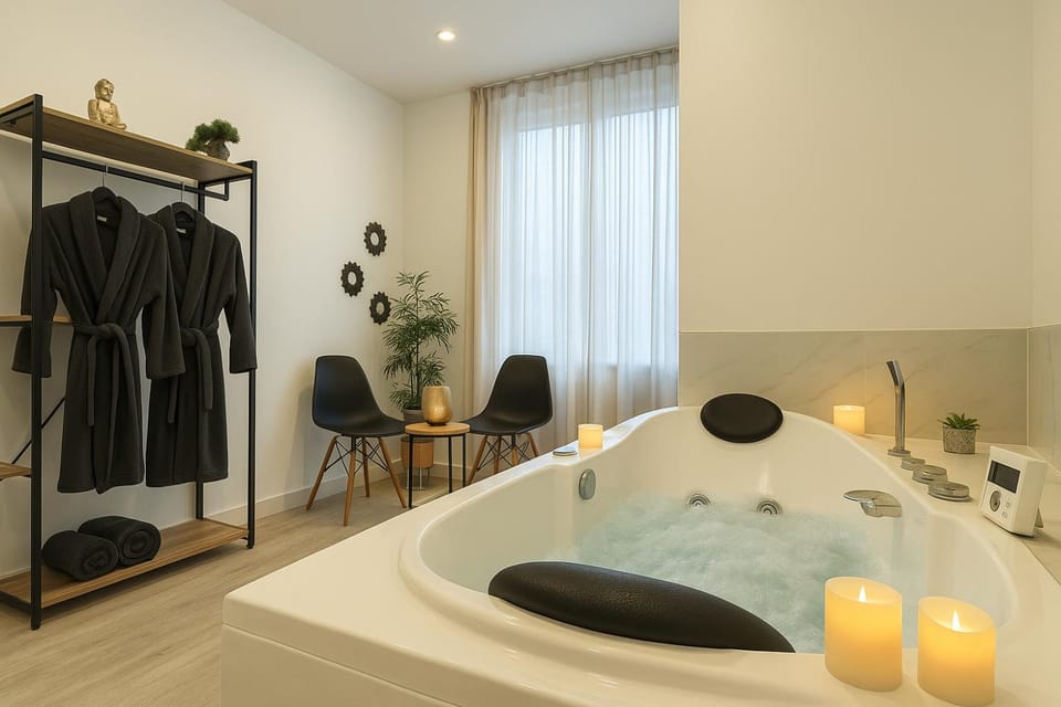 Cinéma & Jacuzzi aux Étoiles - CasaBianca Suite Apartment in Saint-Étienne
