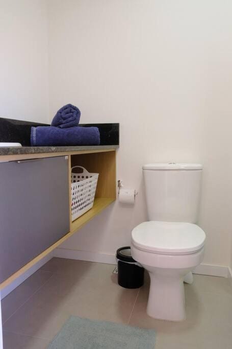 Bathroom, towels