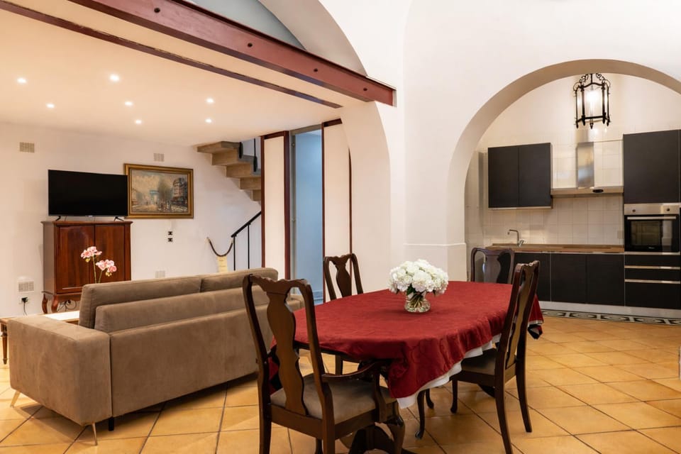Palazzo Barone Apartment in Bari