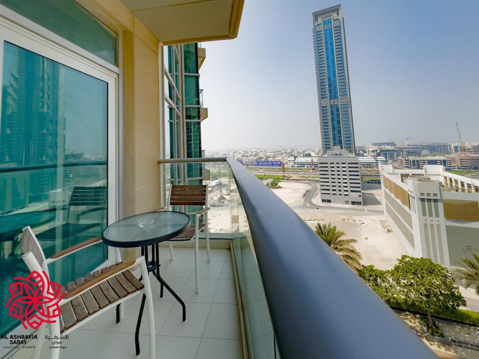 View (from property/room), Balcony/Terrace, City view