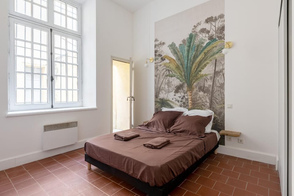 bastide Chic Cour Privé Clim Apartment in Carcassonne