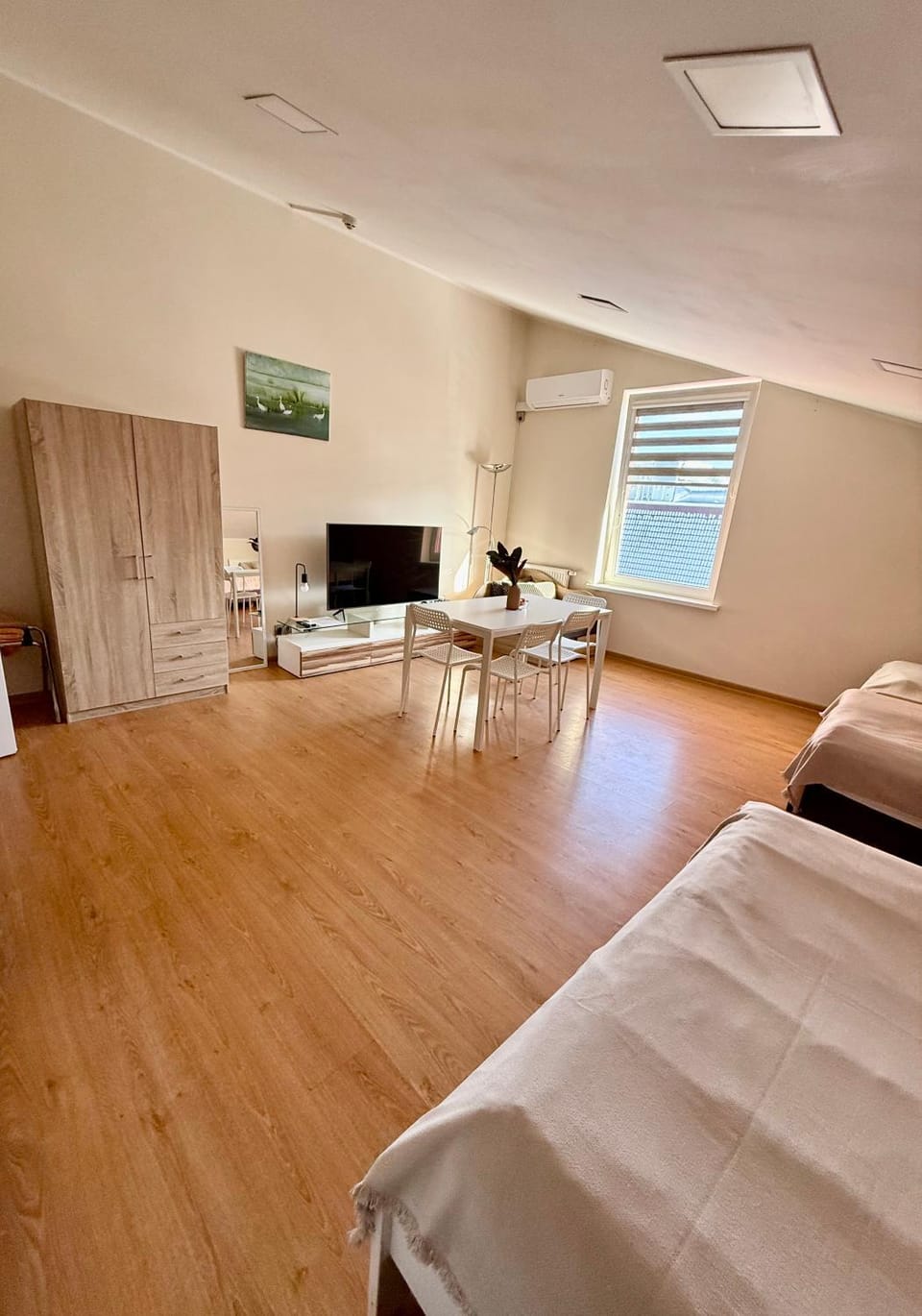 TV and multimedia, Living room, Photo of the whole room