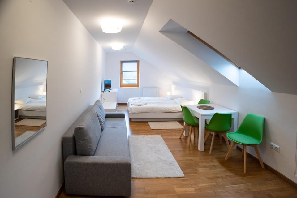 MERKUR APARTMENTS - SELF CHECK-in Apartment hotel in Romania