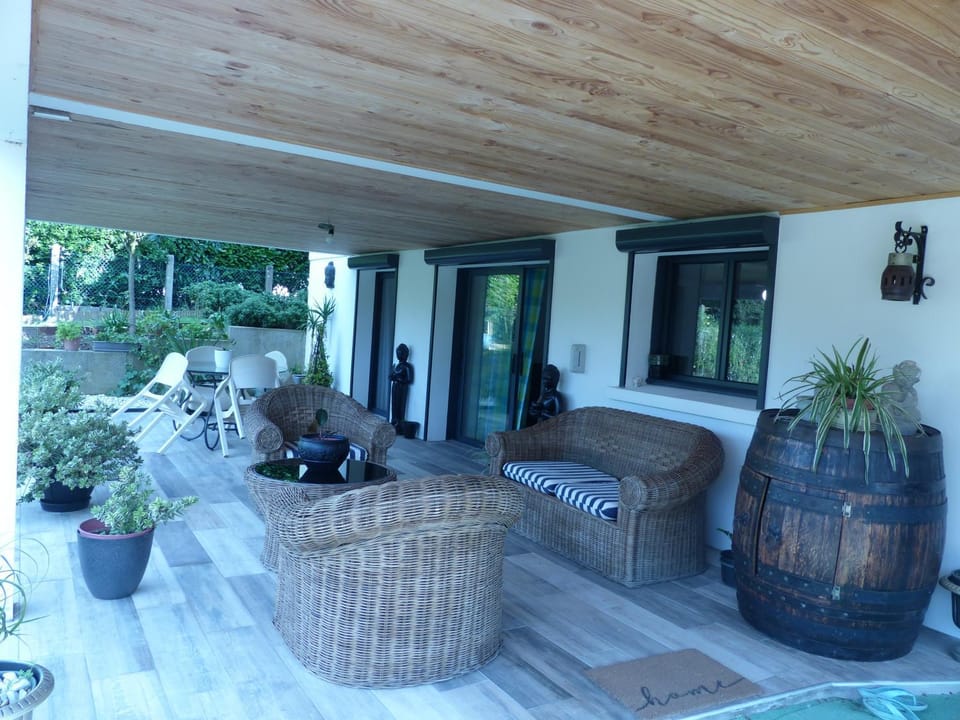 Patio, Garden view