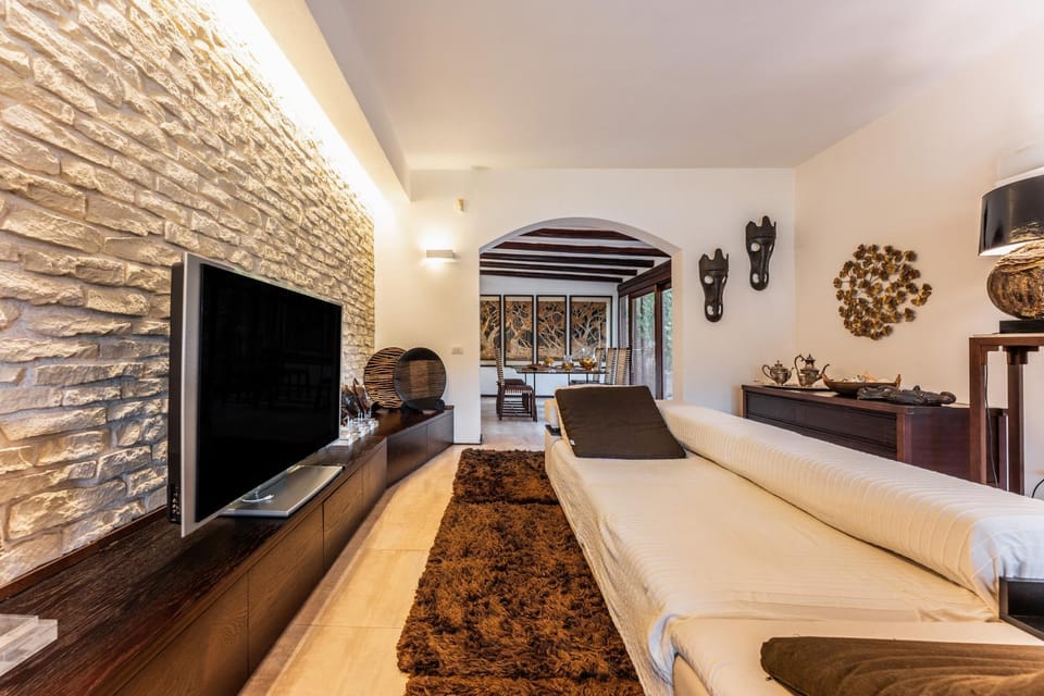 Property building, Living room