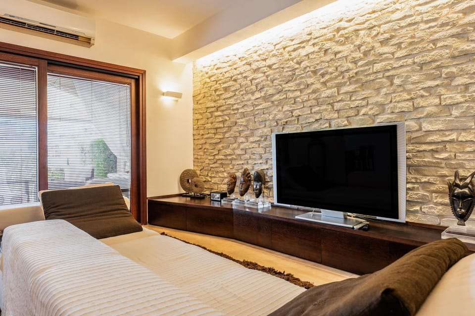 Property building, Living room