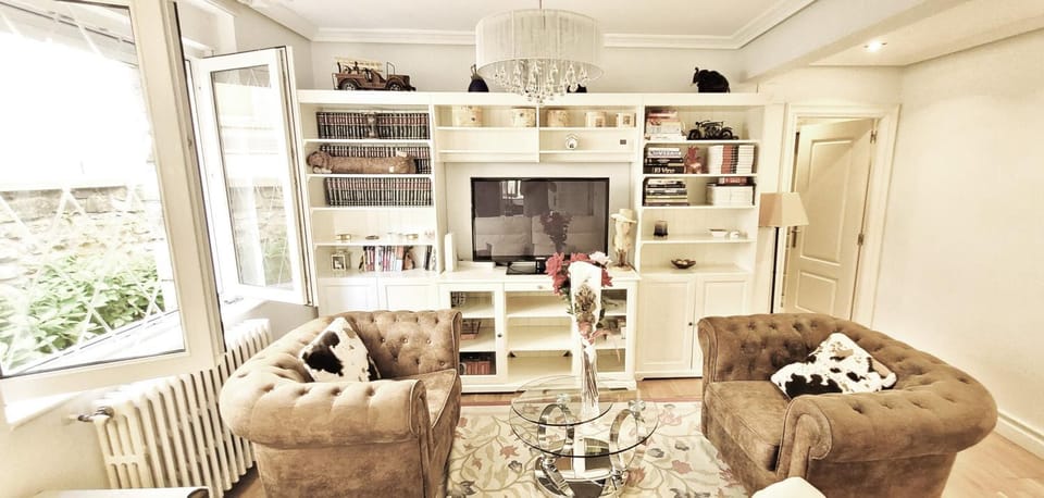 Lounge or bar