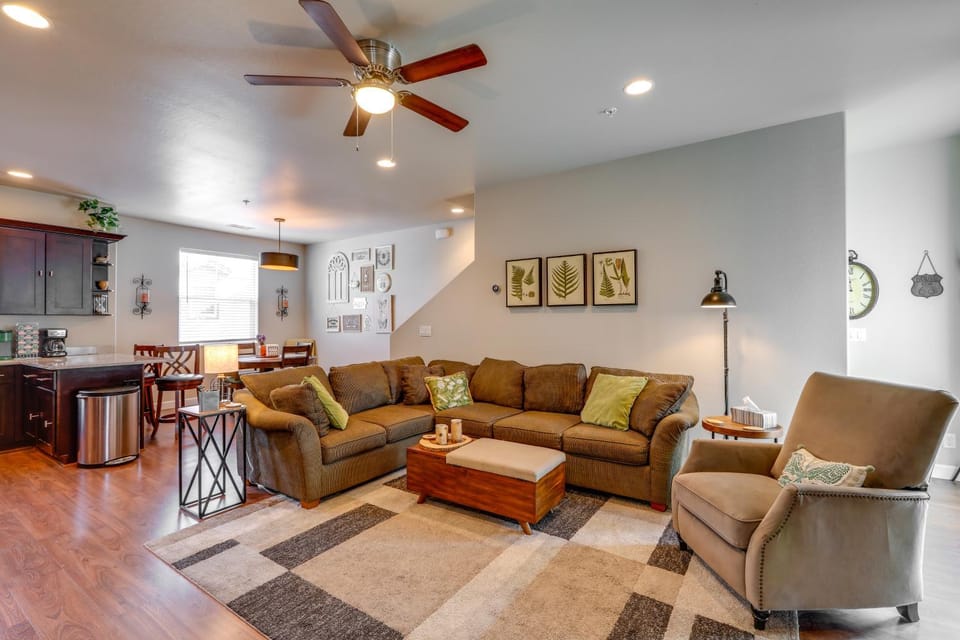 Spacious Retreat < 3 Mi to Downtown Flagstaff! House in Flagstaff