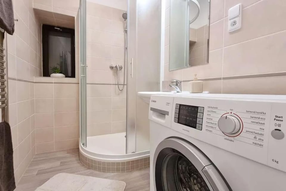 Shower, Bathroom, washing machine