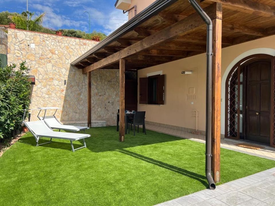 Property building, Garden