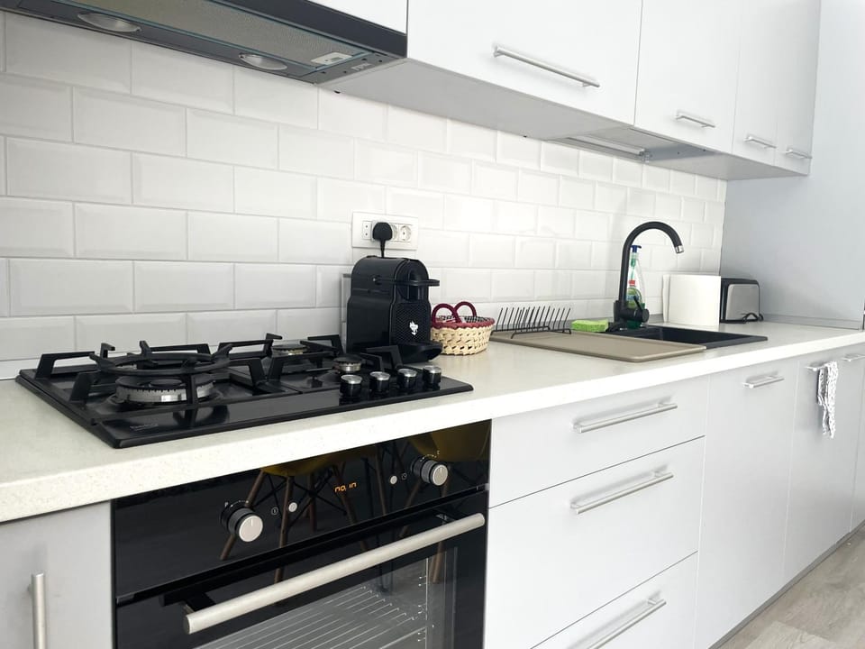 Coffee/tea facilities, Kitchen or kitchenette, pet friendly, stove, toaster