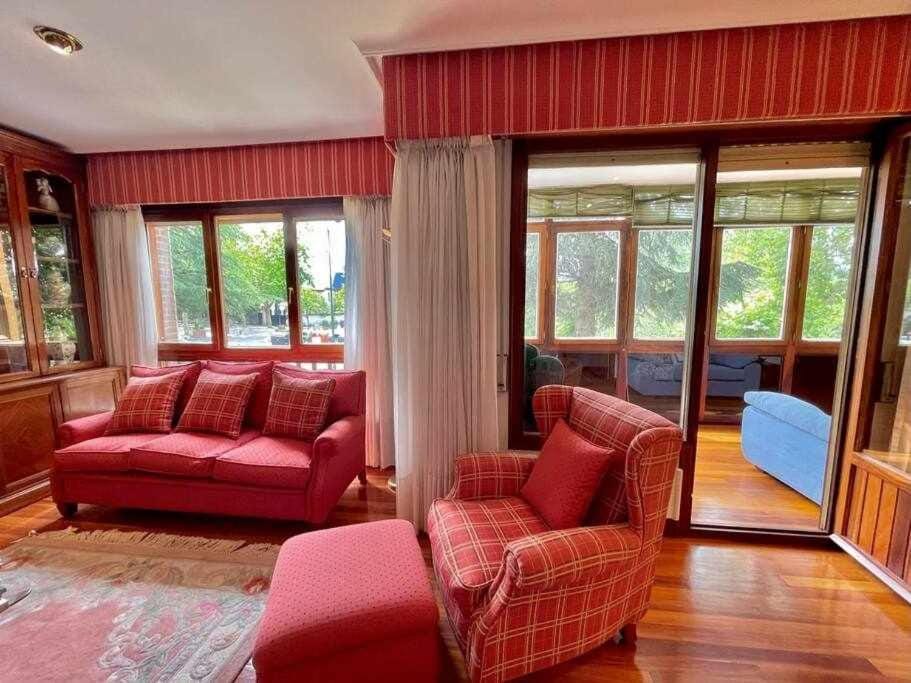 Amatxo Maitia - Amplio piso, de premio "Goya" Apartment in Bilbao