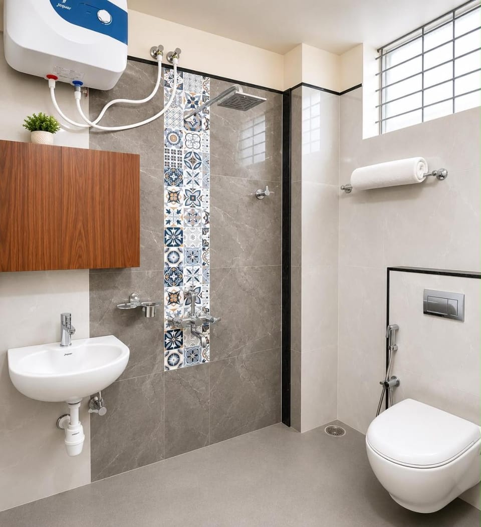 Shower, Toilet, Bathroom, bidet, towels