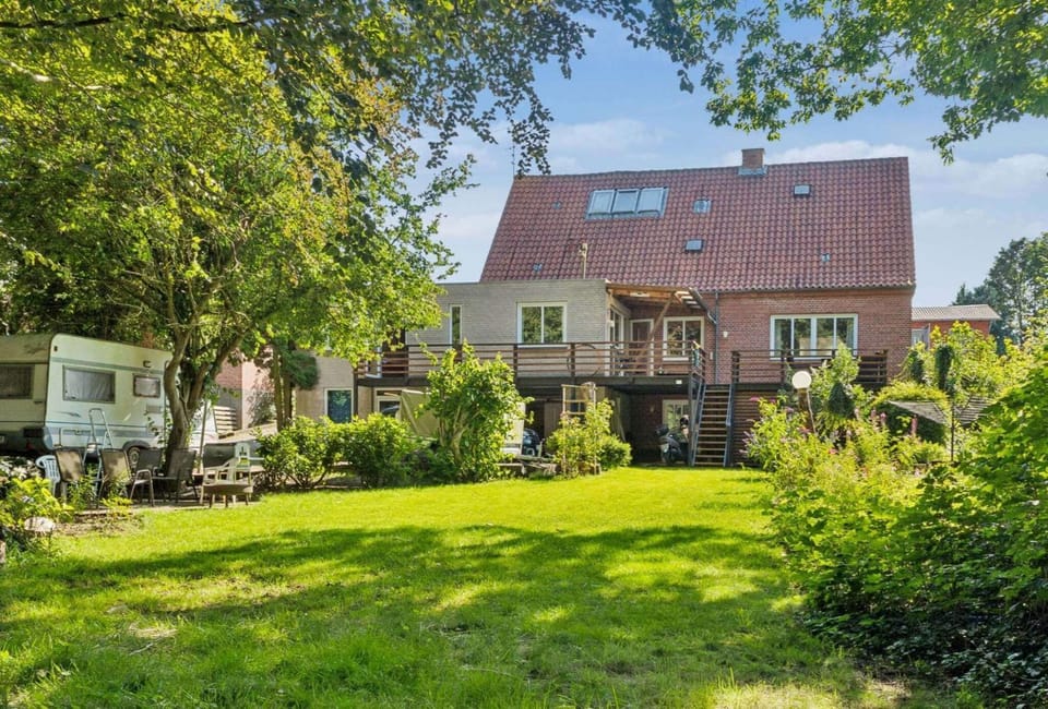 Lovely Town Apartment - Sleeps 5 Parking & Garden Apartment in Region of Southern Denmark