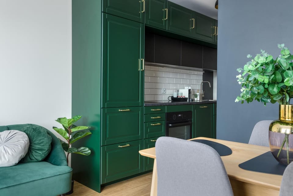 Kitchen or kitchenette, Living room, Dining area, stove