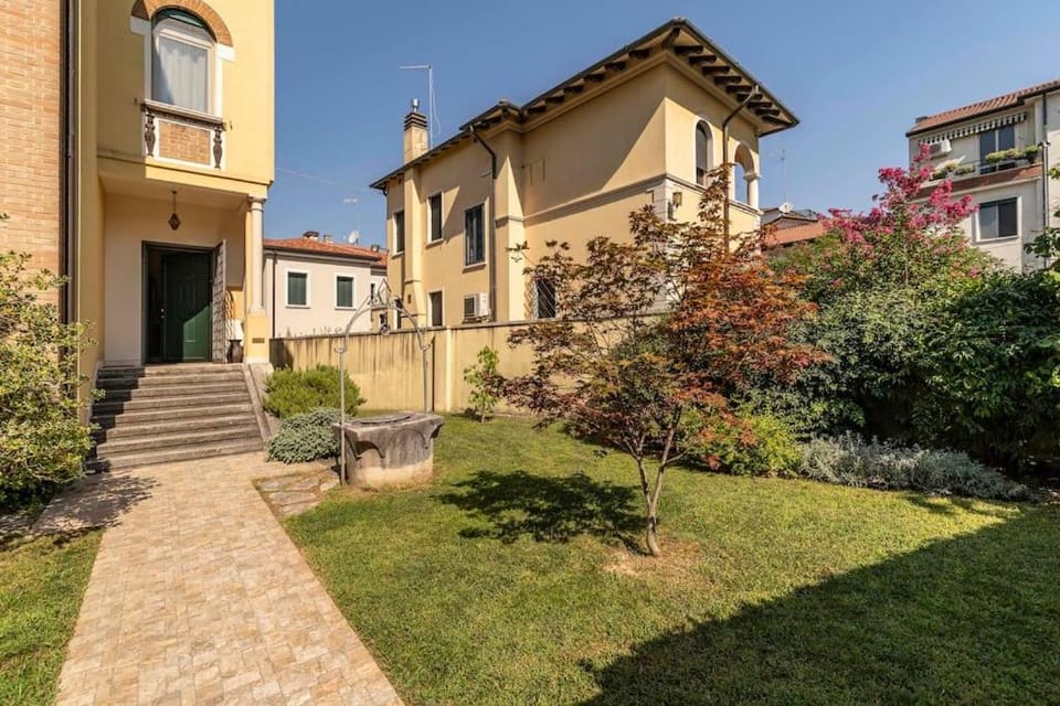 enJoy Home - Villa Appiani, Prato della Valle Apartment in Padua