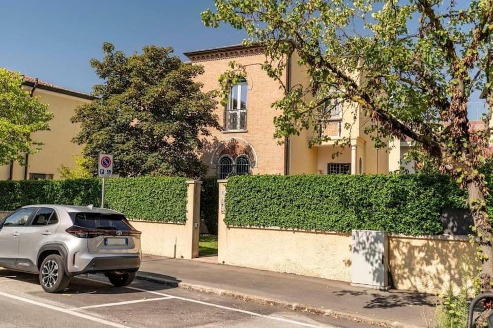 enJoy Home - Villa Appiani, Prato della Valle Apartment in Padua