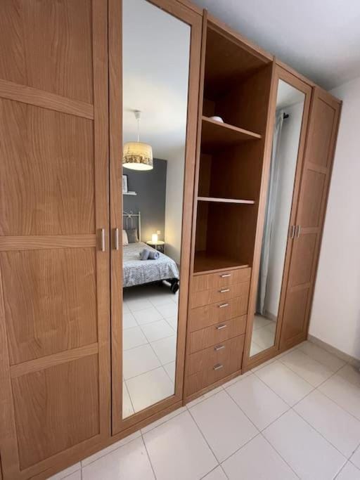 Bed, Photo of the whole room, Bedroom, wardrobe