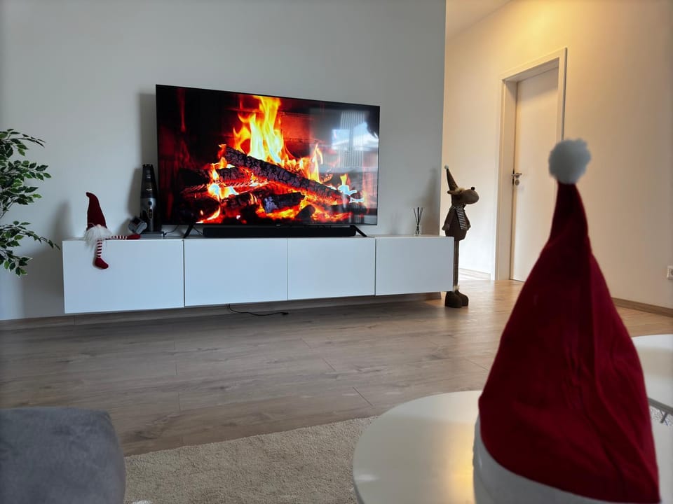 TV and multimedia, Living room