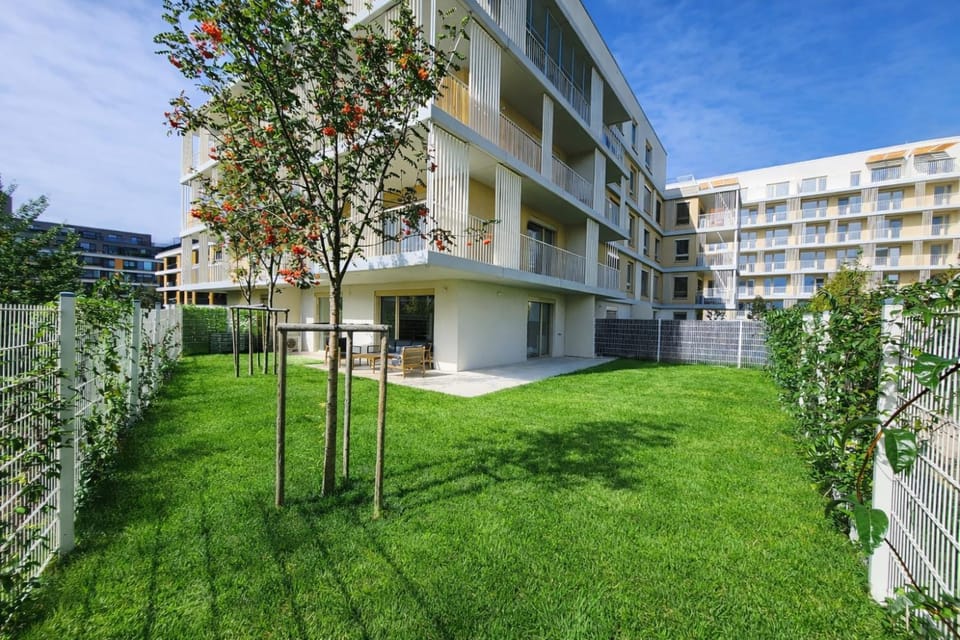 Property building, Garden