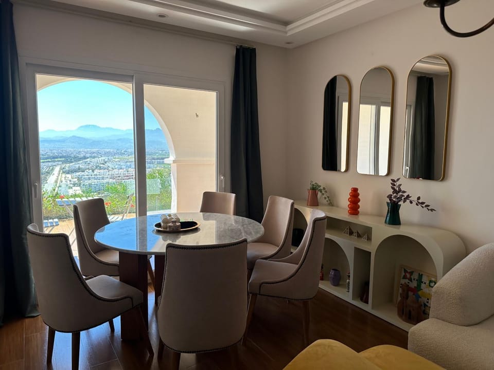 Natural landscape, Living room, Dining area, Mountain view