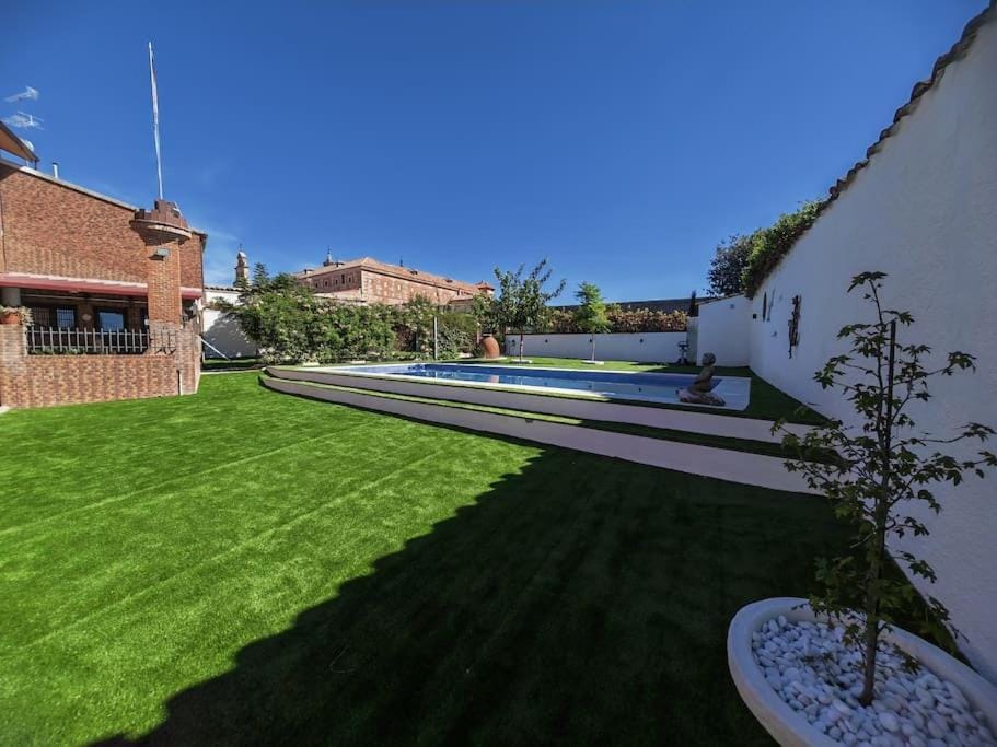 Garden, Balcony/Terrace