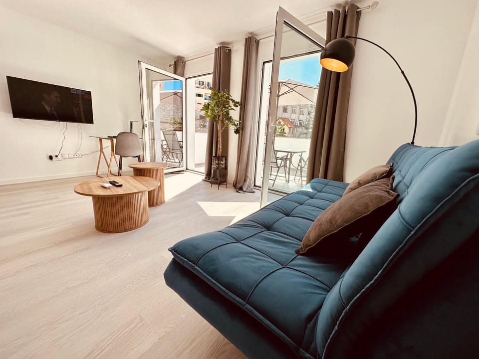 TV and multimedia, Living room, Seating area