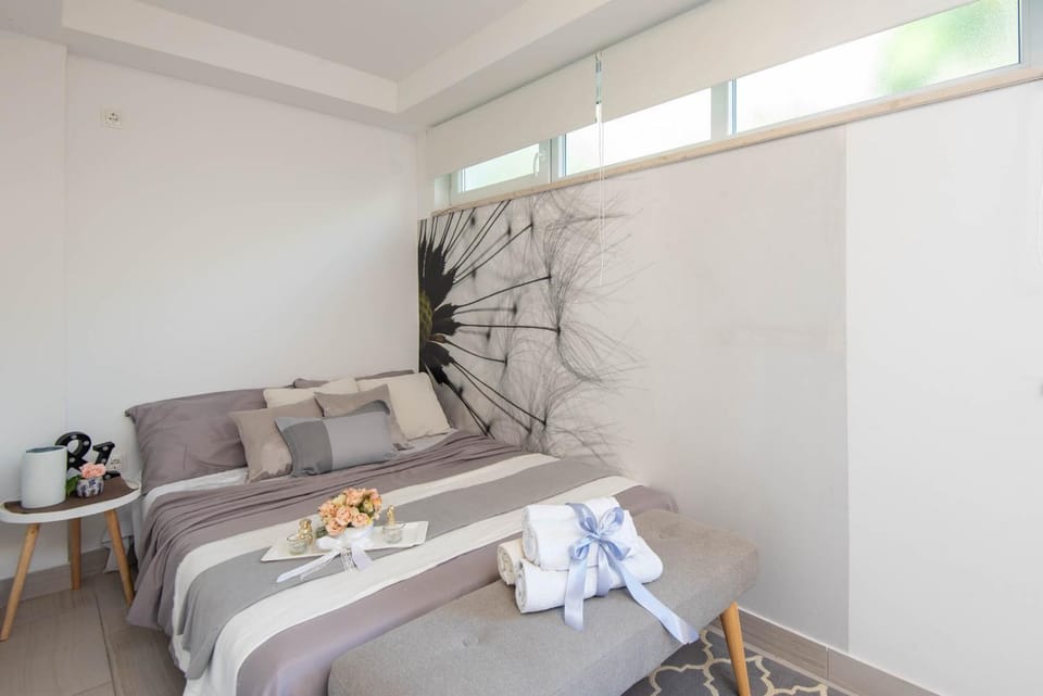 Other, Bedroom, Mountain view