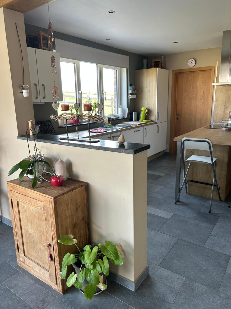 Au Pré Bonheur House in Wallonia, Belgium