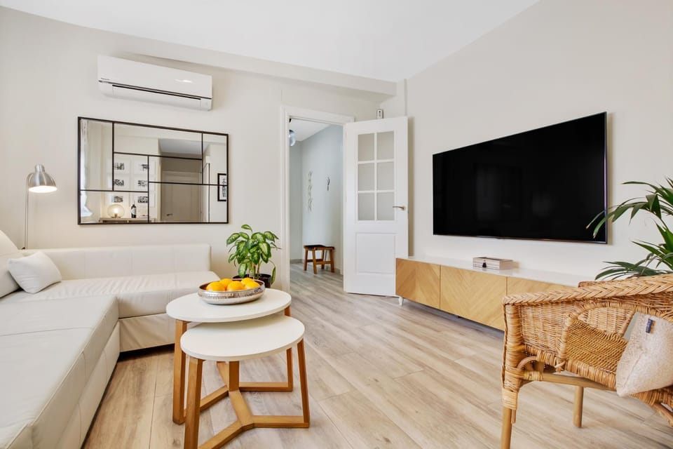 Living room, air conditioner