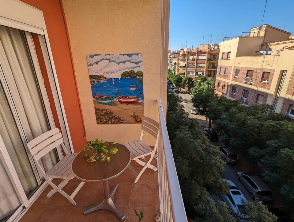 Property building, Balcony/Terrace, City view