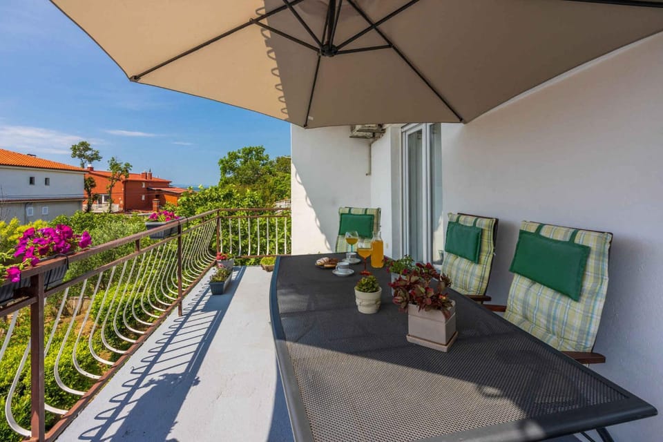 Summer, Balcony/Terrace