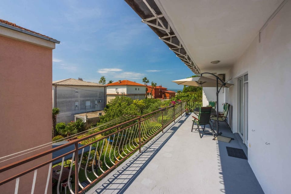 Summer, Balcony/Terrace