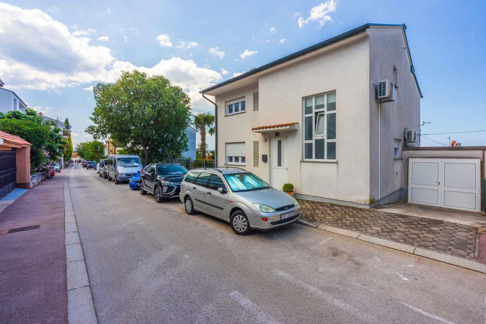 Property building, Summer