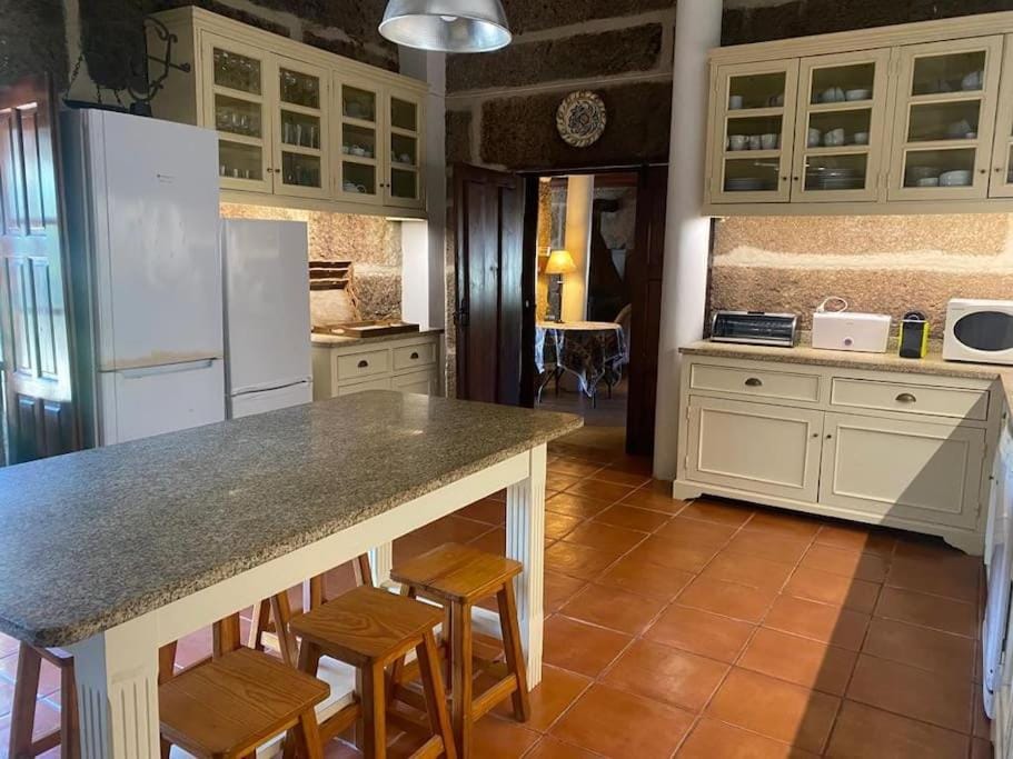 Kitchen or kitchenette, Dining area, dishwasher, minibar, pet friendly, stove, toaster, kitchen