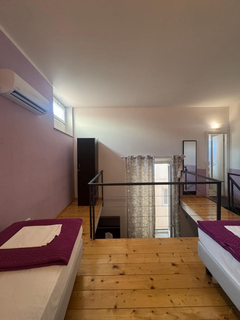Emerald Palace Hostel in Florence