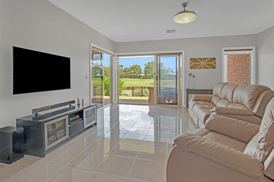 Overlooking the Black Bull Golf Course House in Yarrawonga